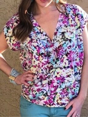 CAbi Pink Multi Floral V-Neck Cap Sleeve Faux Wrap Blouse - Medium